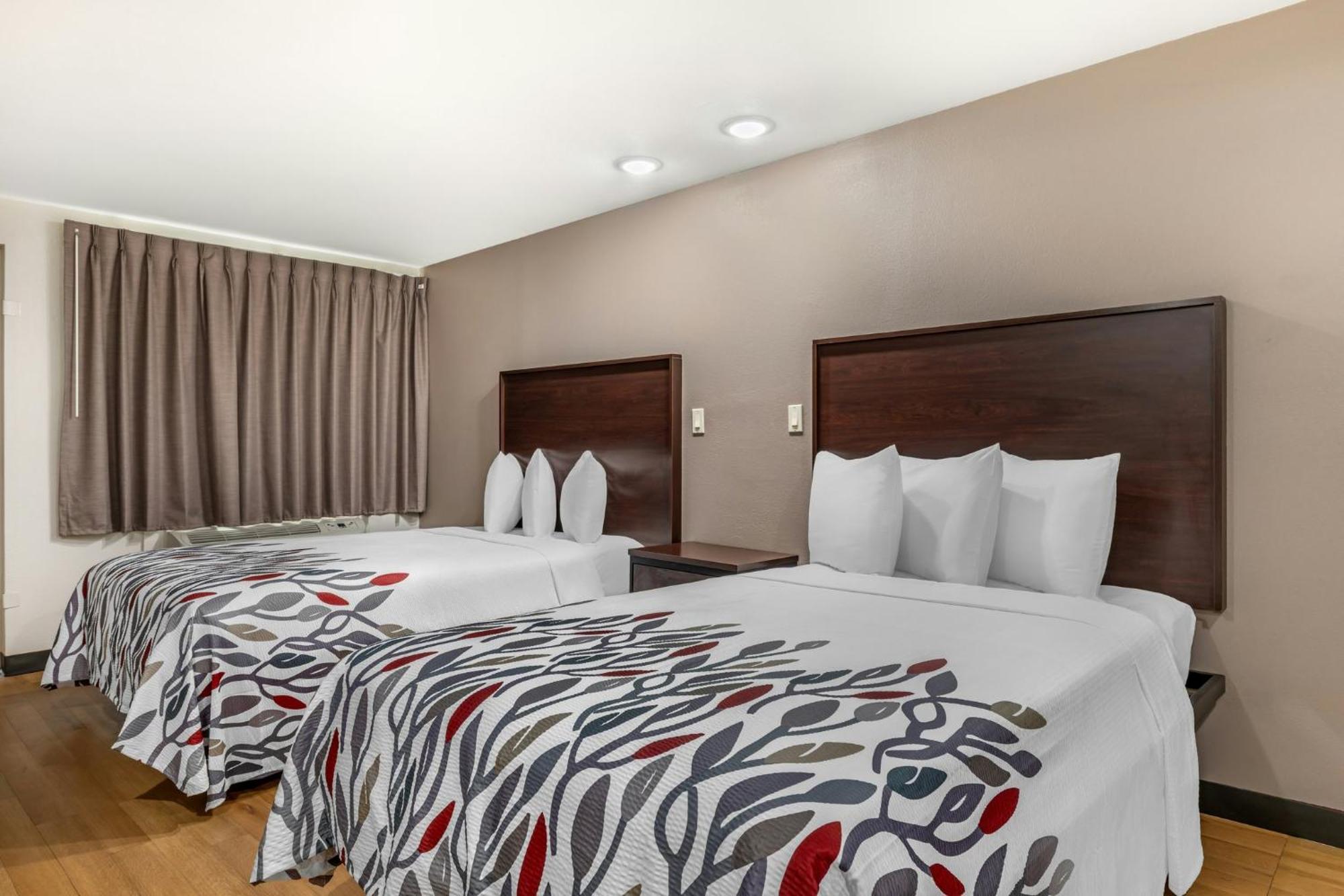 Chambre Deluxe avec 2 Lits Doubles - Non-Fumeurs