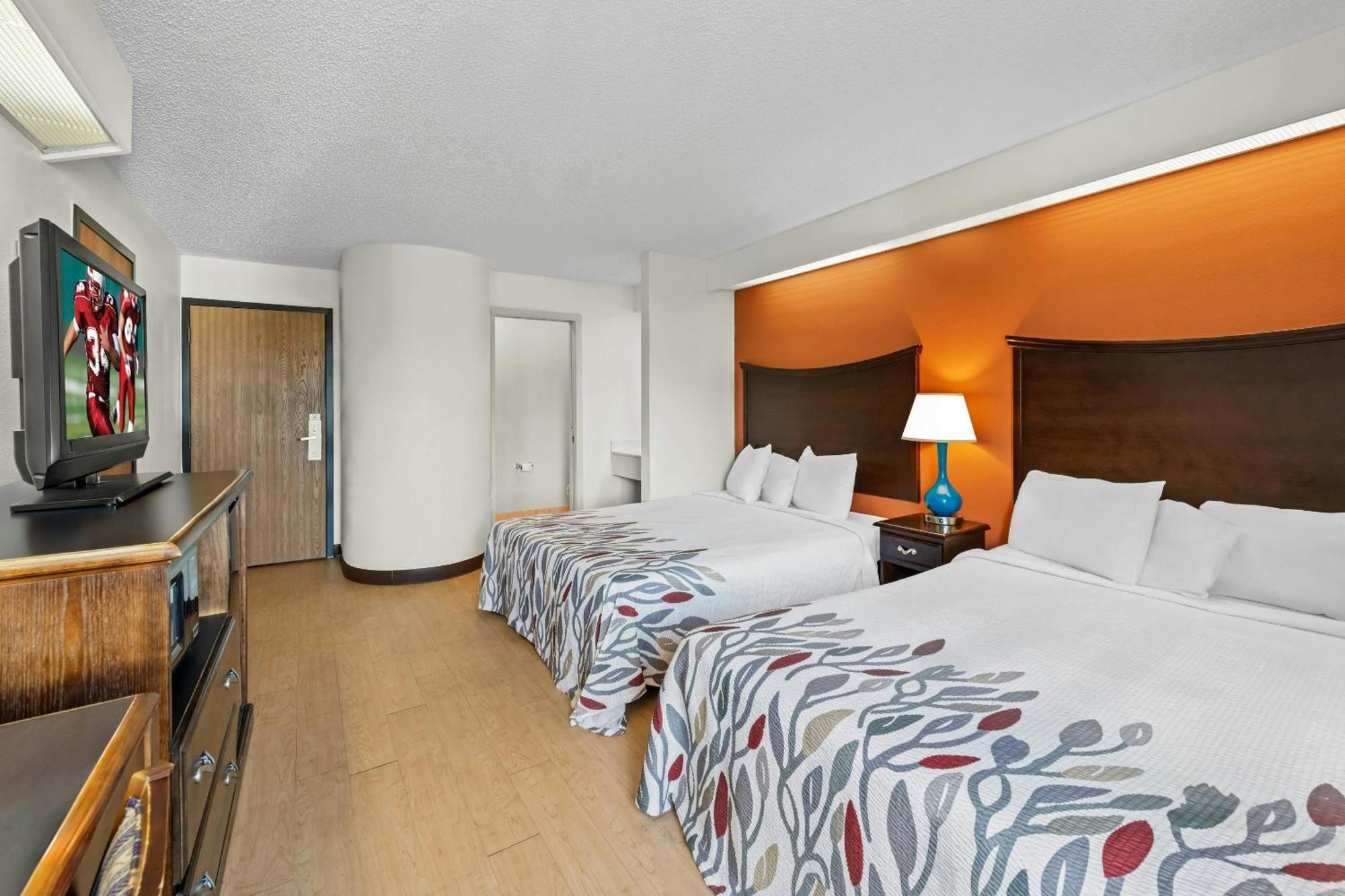 Deluxe Room with Two Queen Beds Non-Smoking