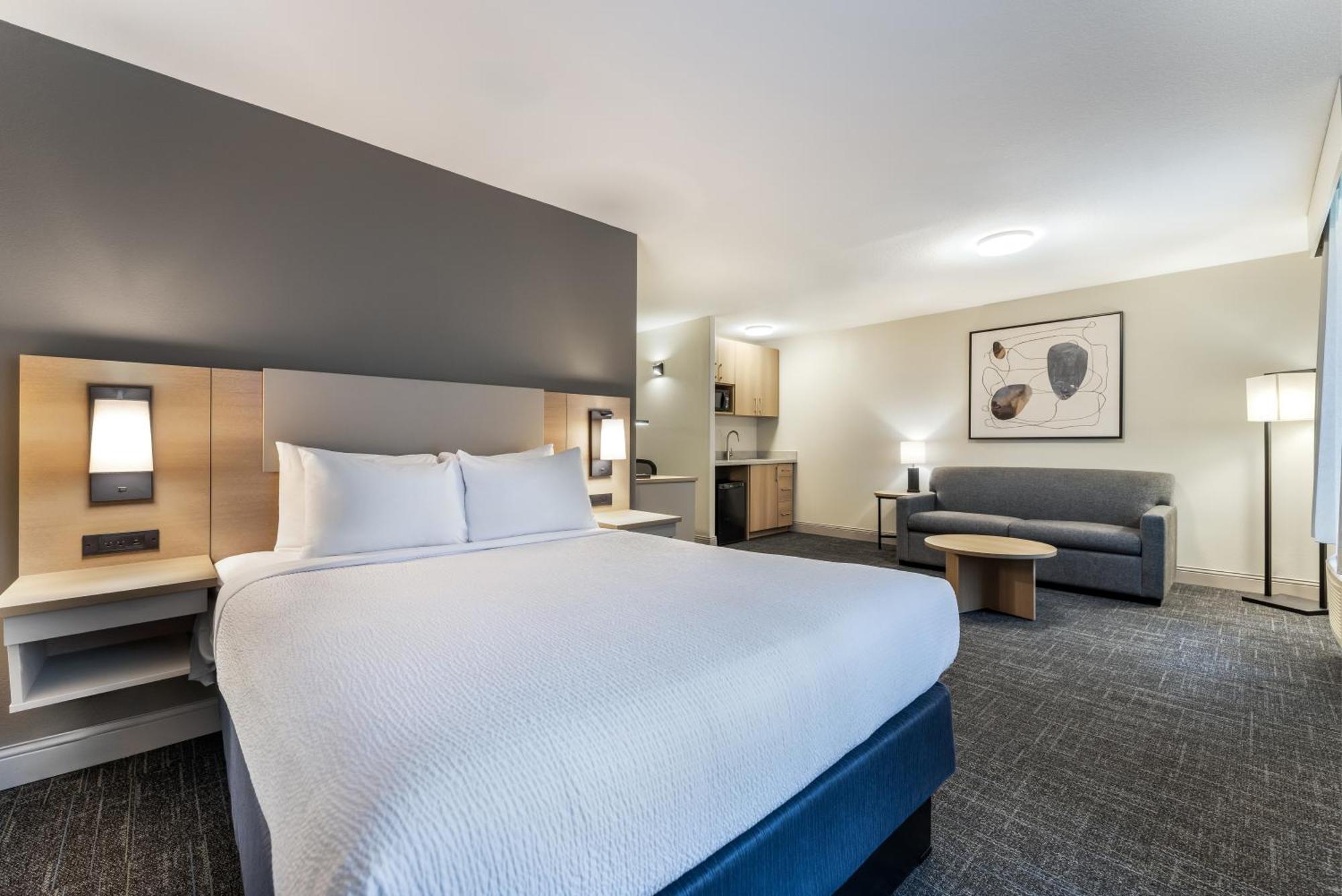 Efficiency King Suite