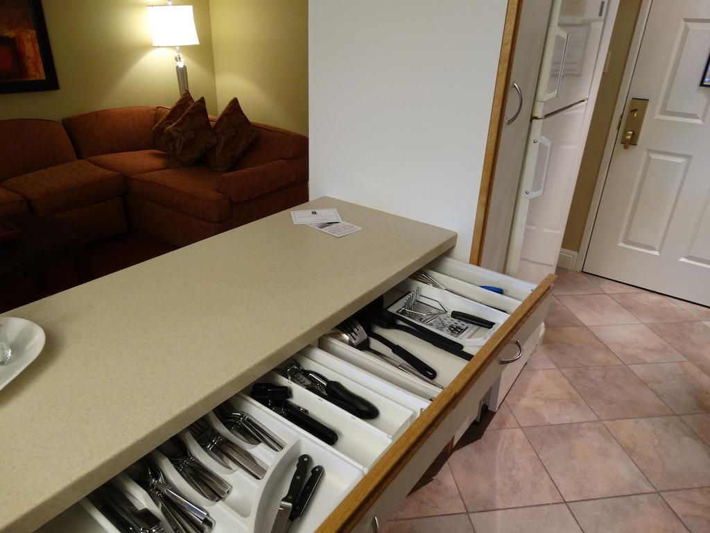 One-Bedroom Suite