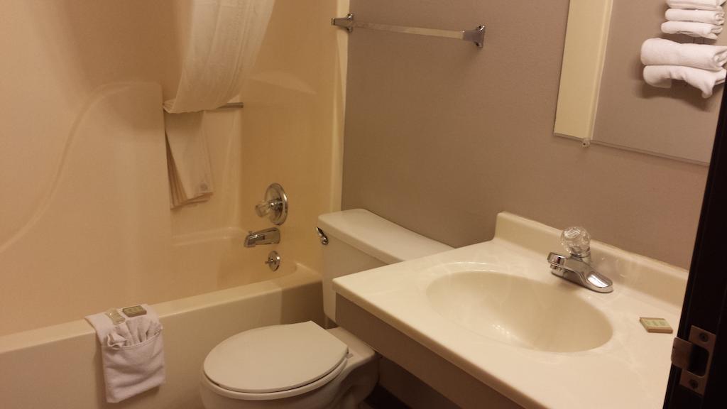 Studio Suite - Non-Smoking,683470248:JPEG