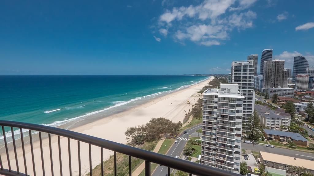 Three-Bedroom Apartment Ocean View