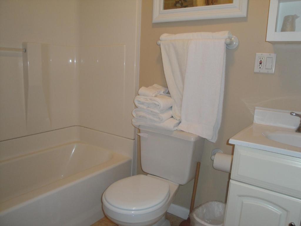 Two-Bedroom Apartment,362407291:JPEG