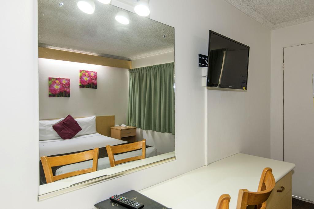 Chambre Lit Queen-Size Économique