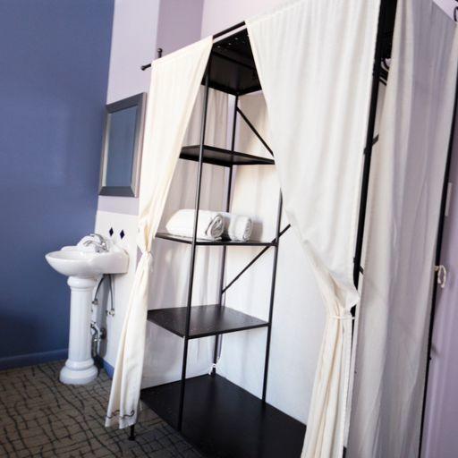 Posto Letto in Dormitorio Misto