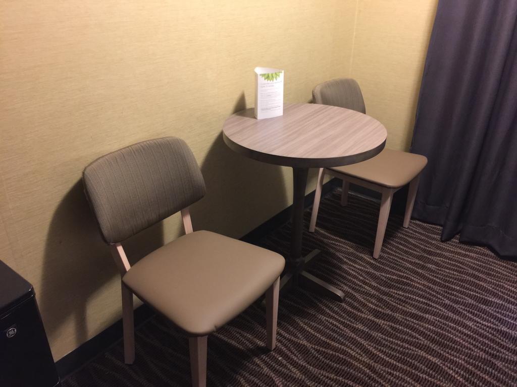 Suite 1 Chambre Lit Queen-Size/Double - Non-Fumeurs