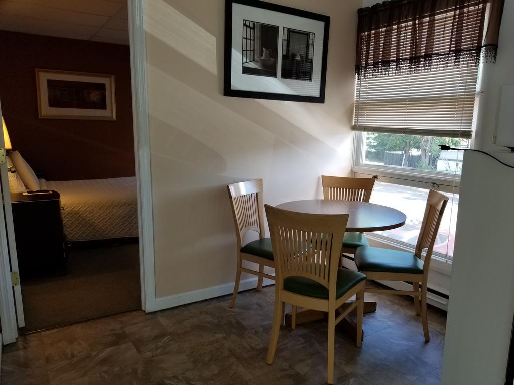 Two-Bedroom Suite