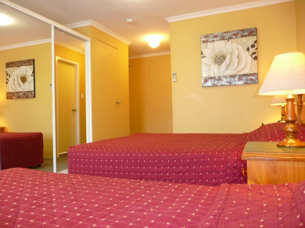 Dreibettzimmer