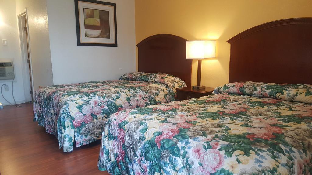 Deluxe Double Room,433638528:JPEG