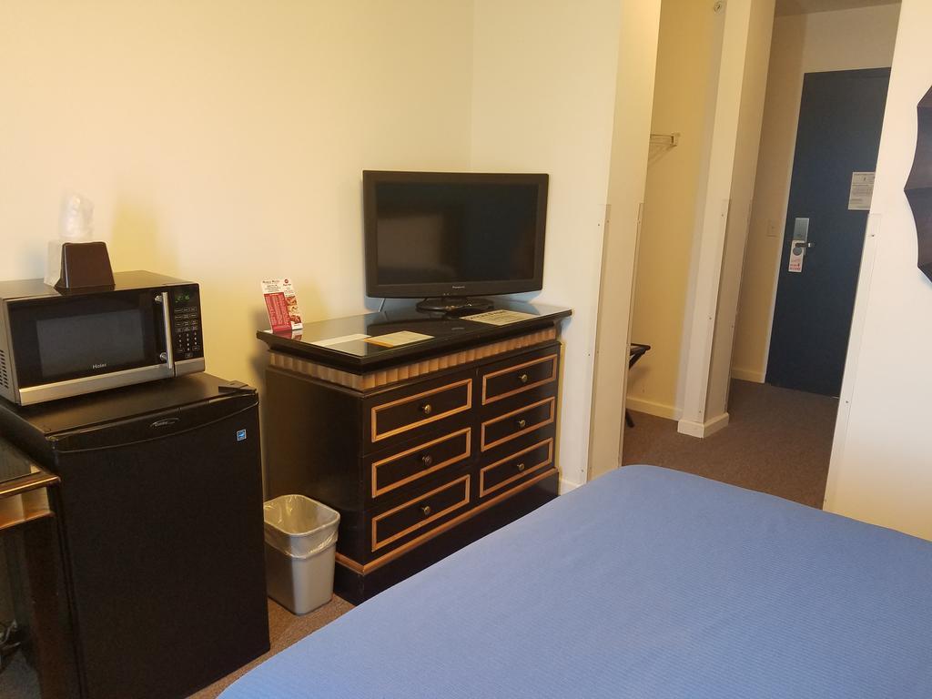 Double Room - Non-Smoking,441390915:JPEG