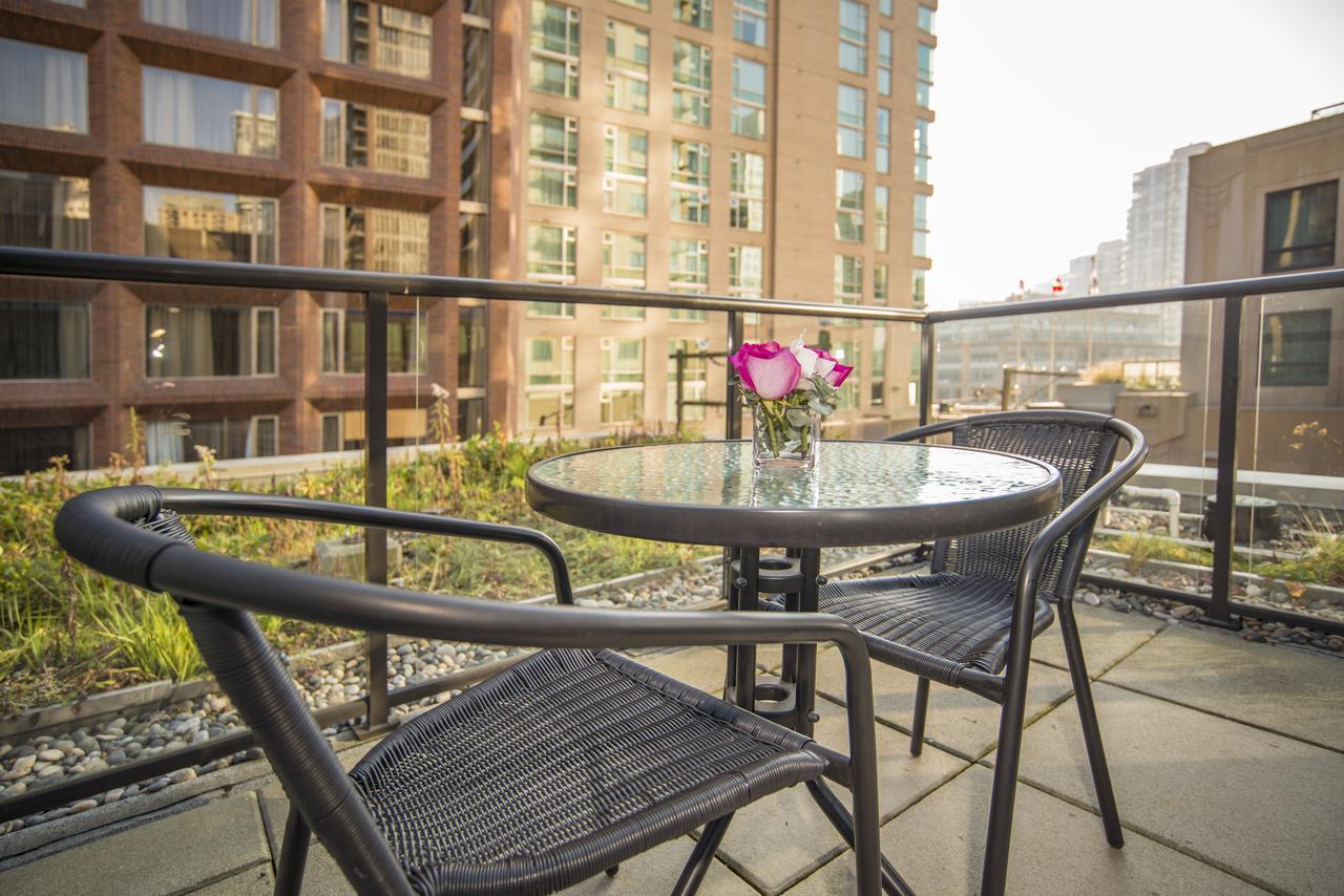 Deluxe King Room Balcony