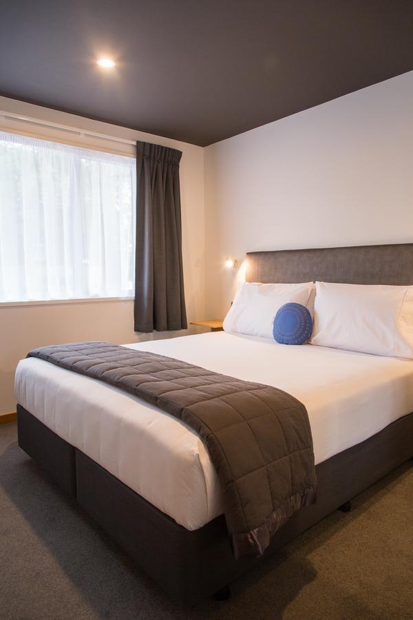 One-Bedroom Apartment with King Bed (2 Adults),535406916:JPEG