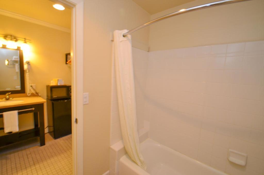 King Room,1217617522:JPEG