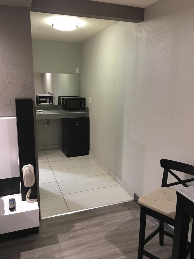 Estudio con cama extragrande