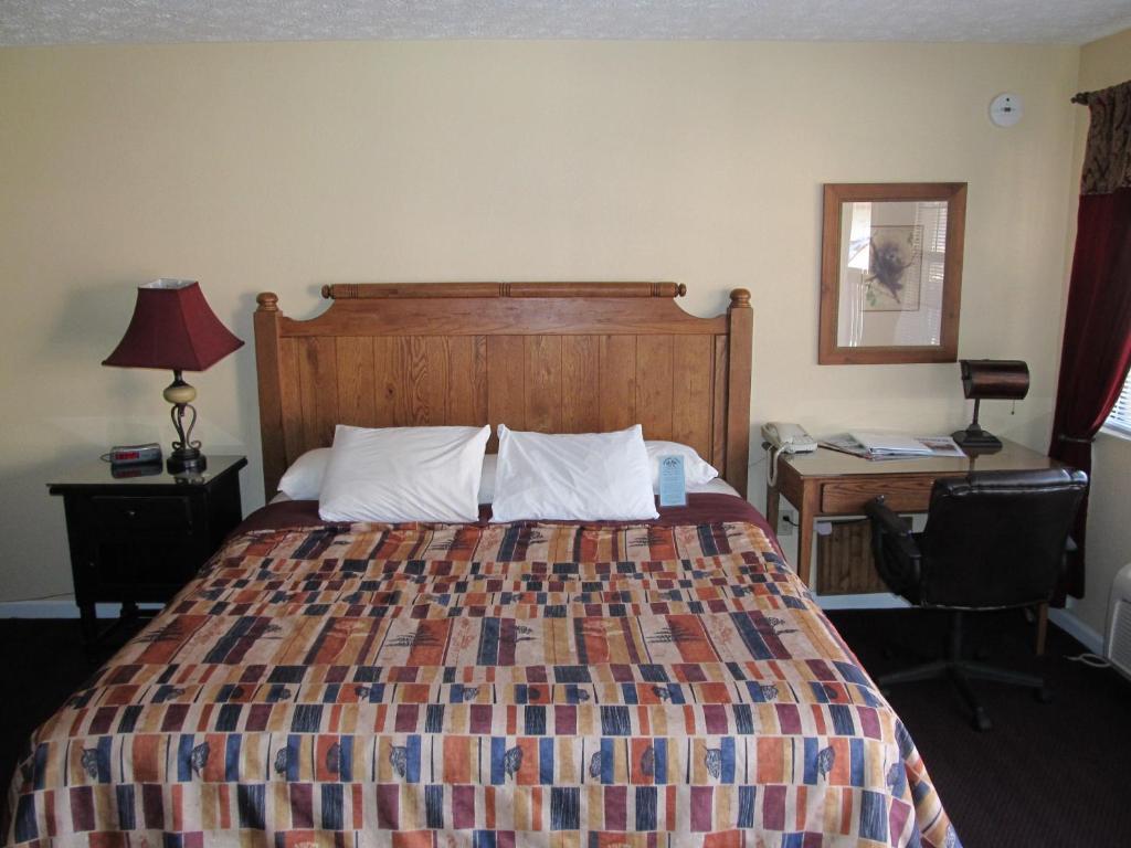 King or Queen Room with Spa Bath - Non-Smoking