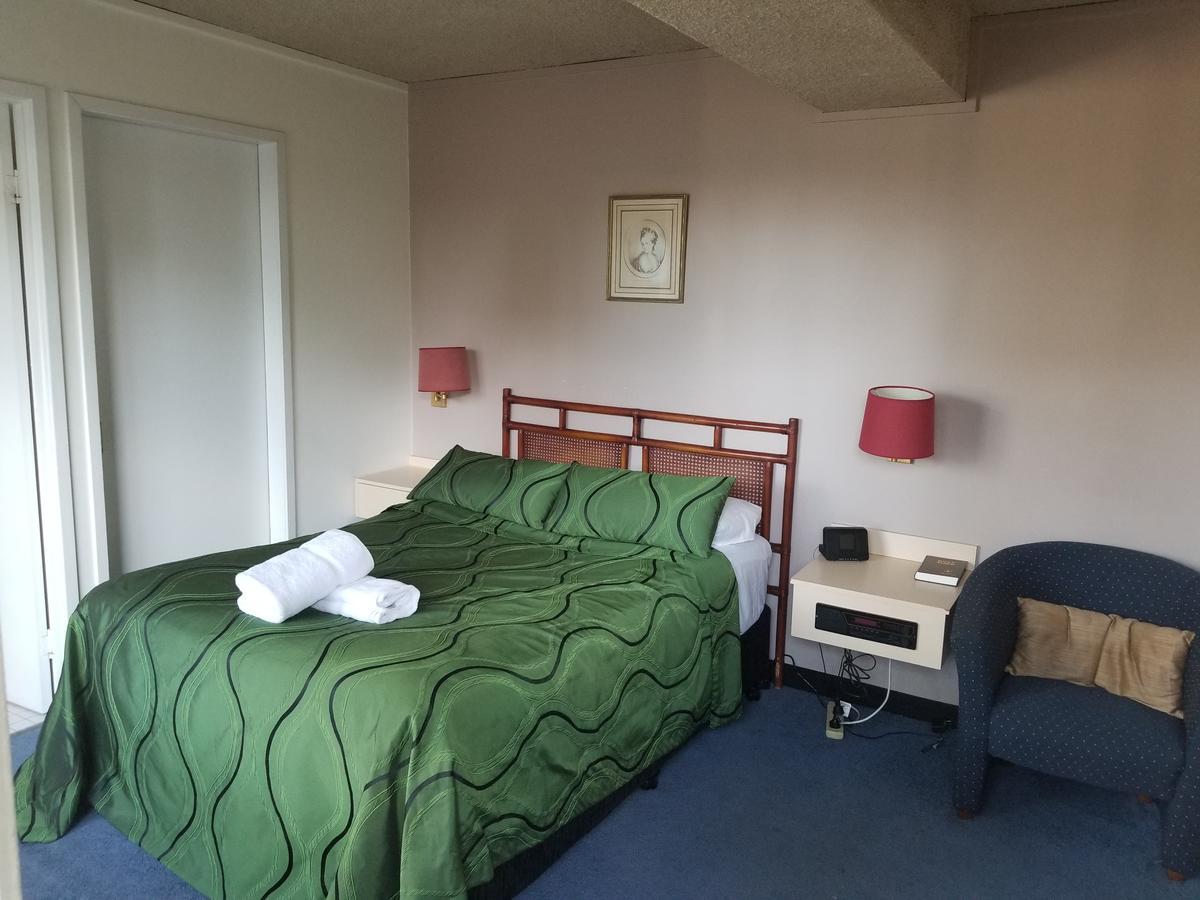 Budget Double Room,645434190:JPEG