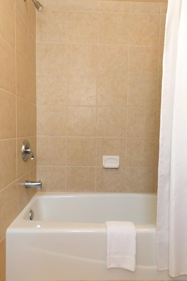 Deluxe King Room with Ocean View