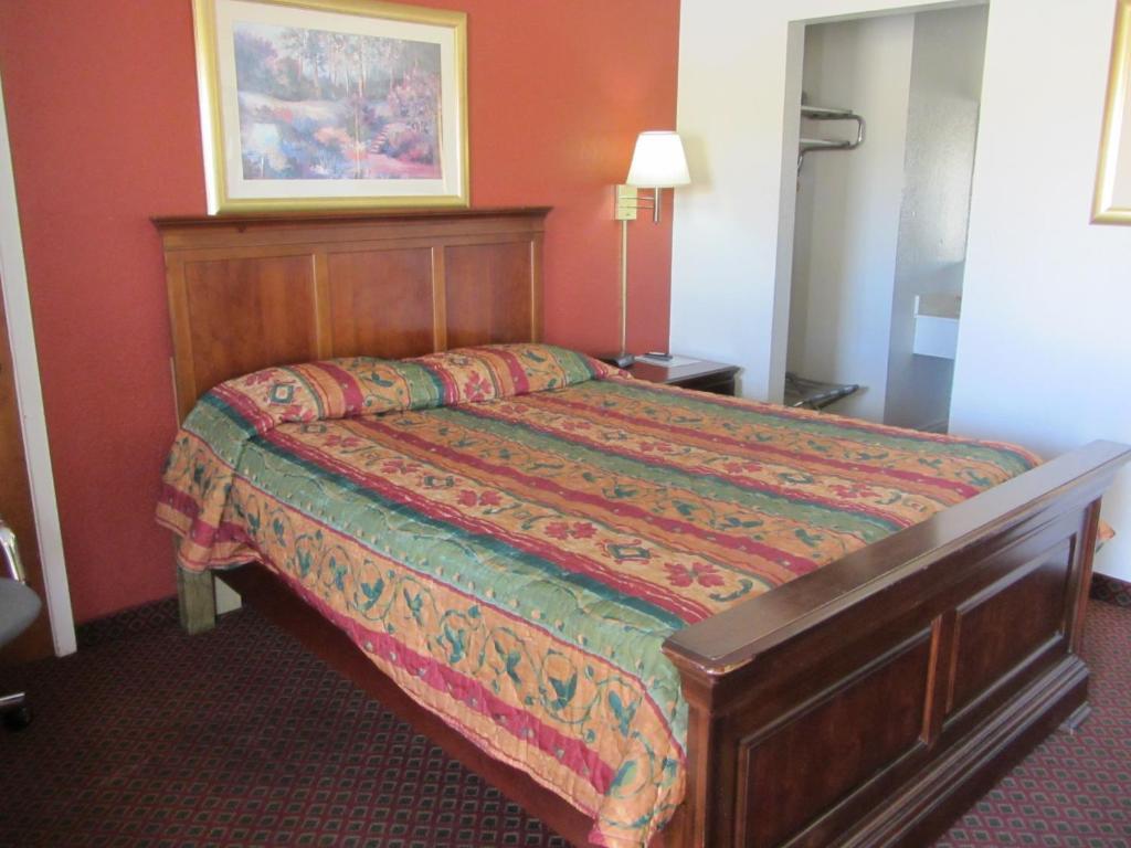 Queen Room
