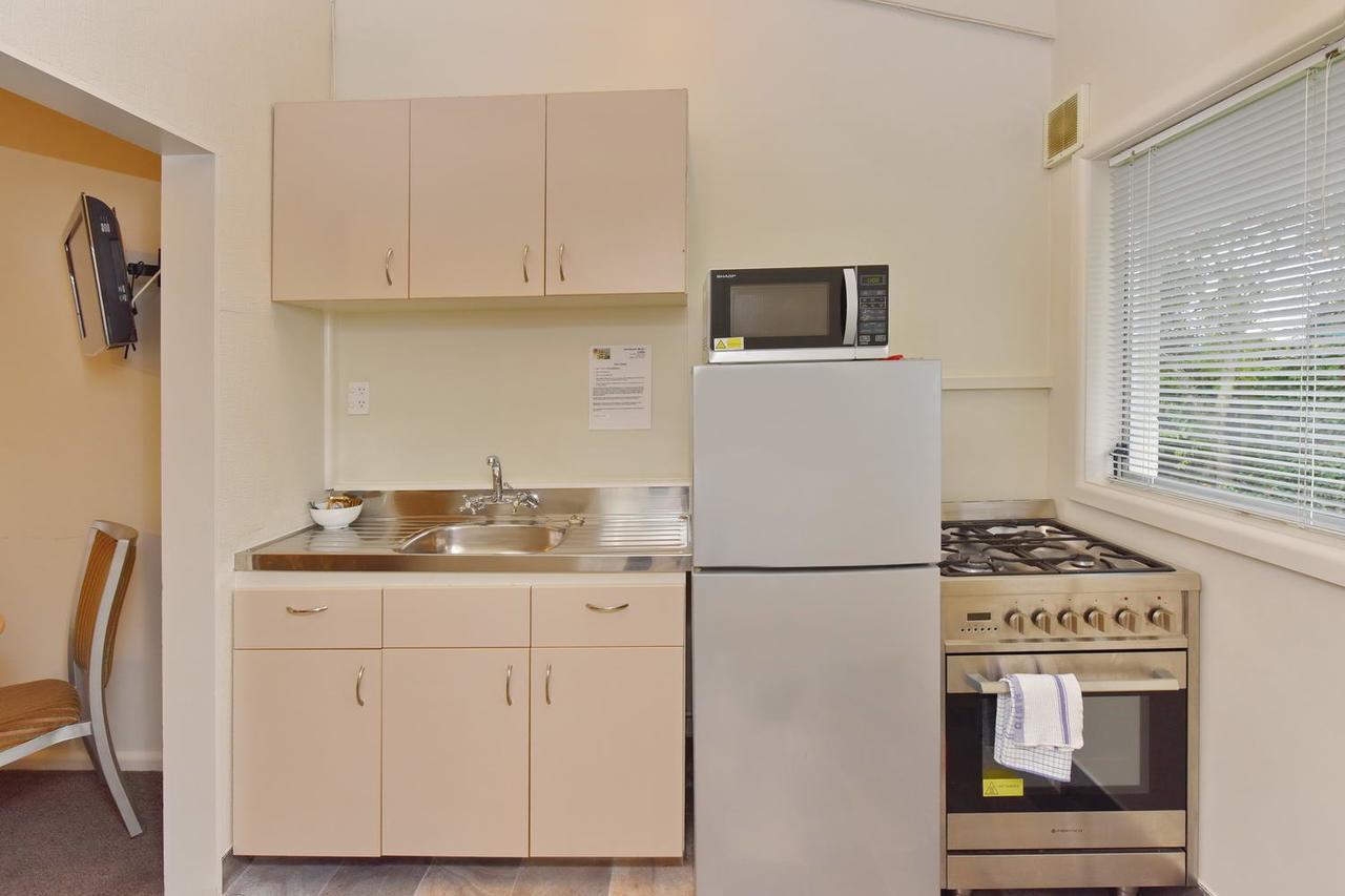 Standard One-Bedroom Apartment,1576738040:JPEG