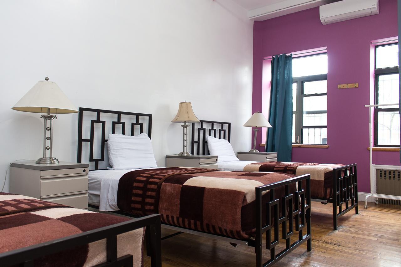 Single Bed in 3-Bed Female Dormitory With Private Bathroom,1351194475:JPEG