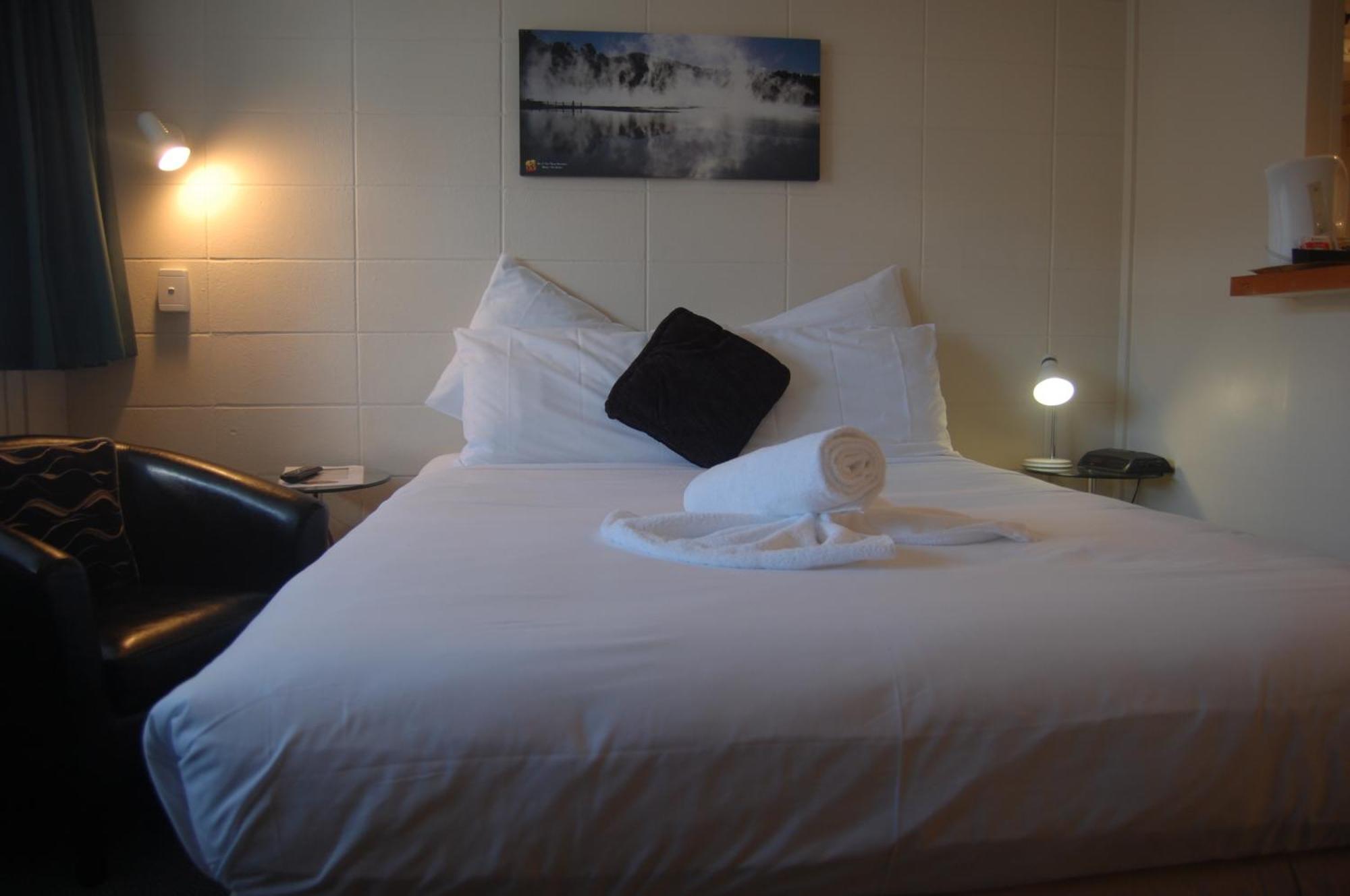 Studio mit Queensize-Bett und Spa