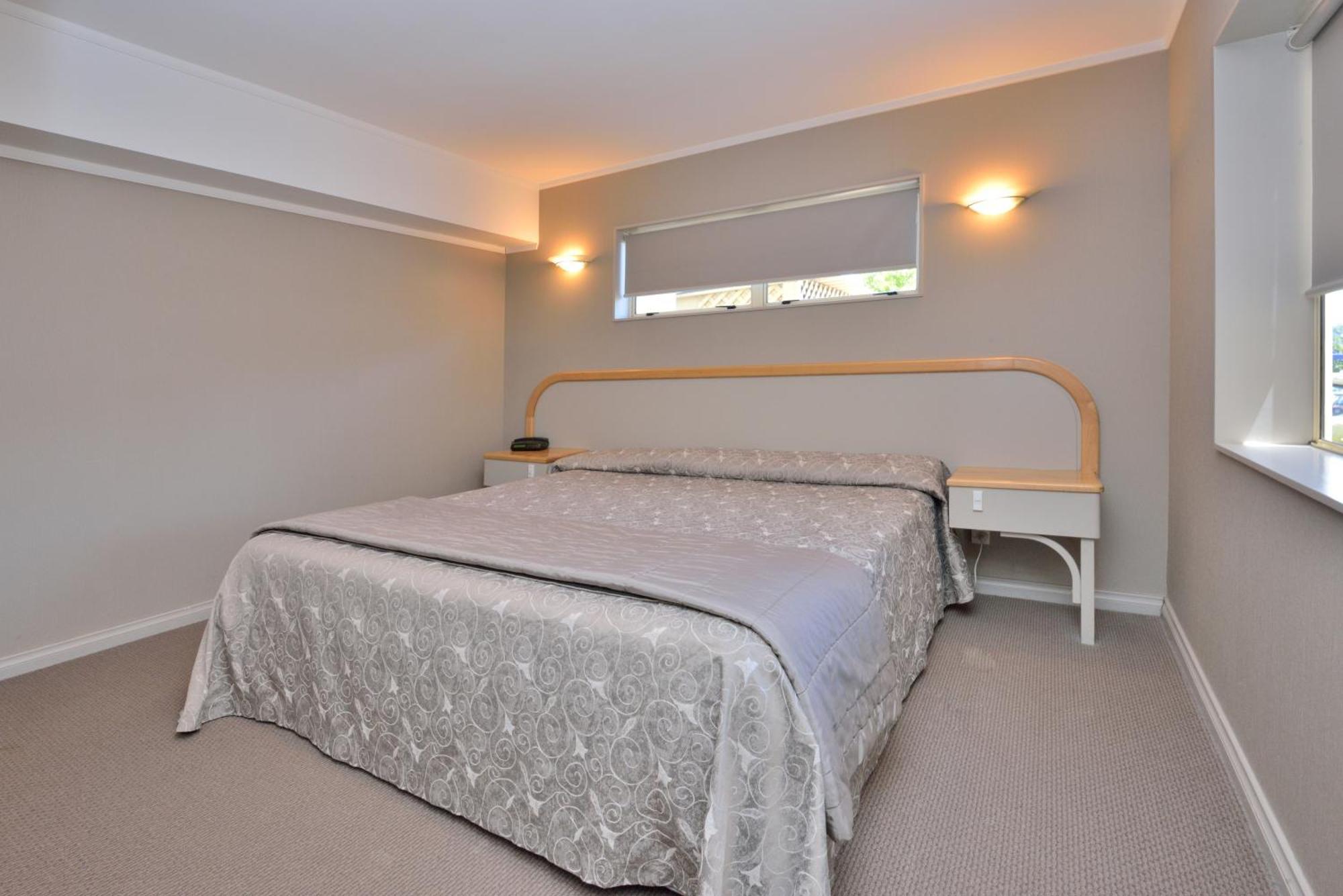 Two-Bedroom Suite Spa Tub Ground Floor,693398550:JPEG