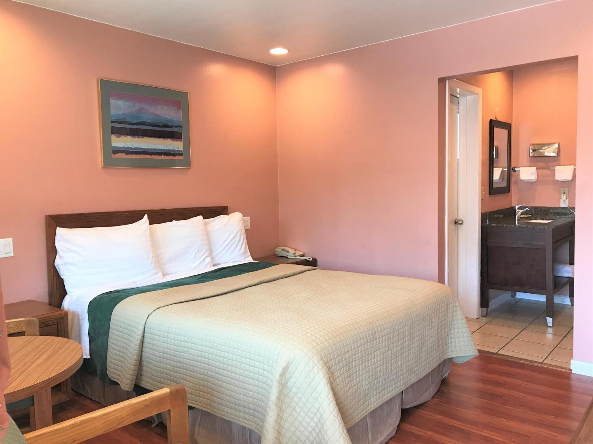 Queen Room