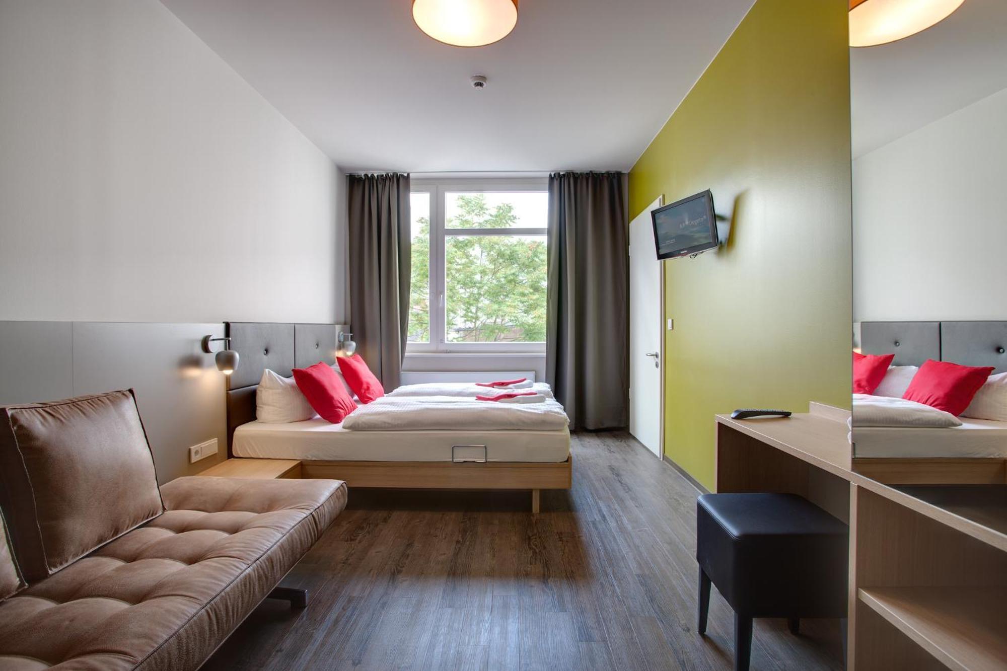 Twin Room,776241838:JPEG