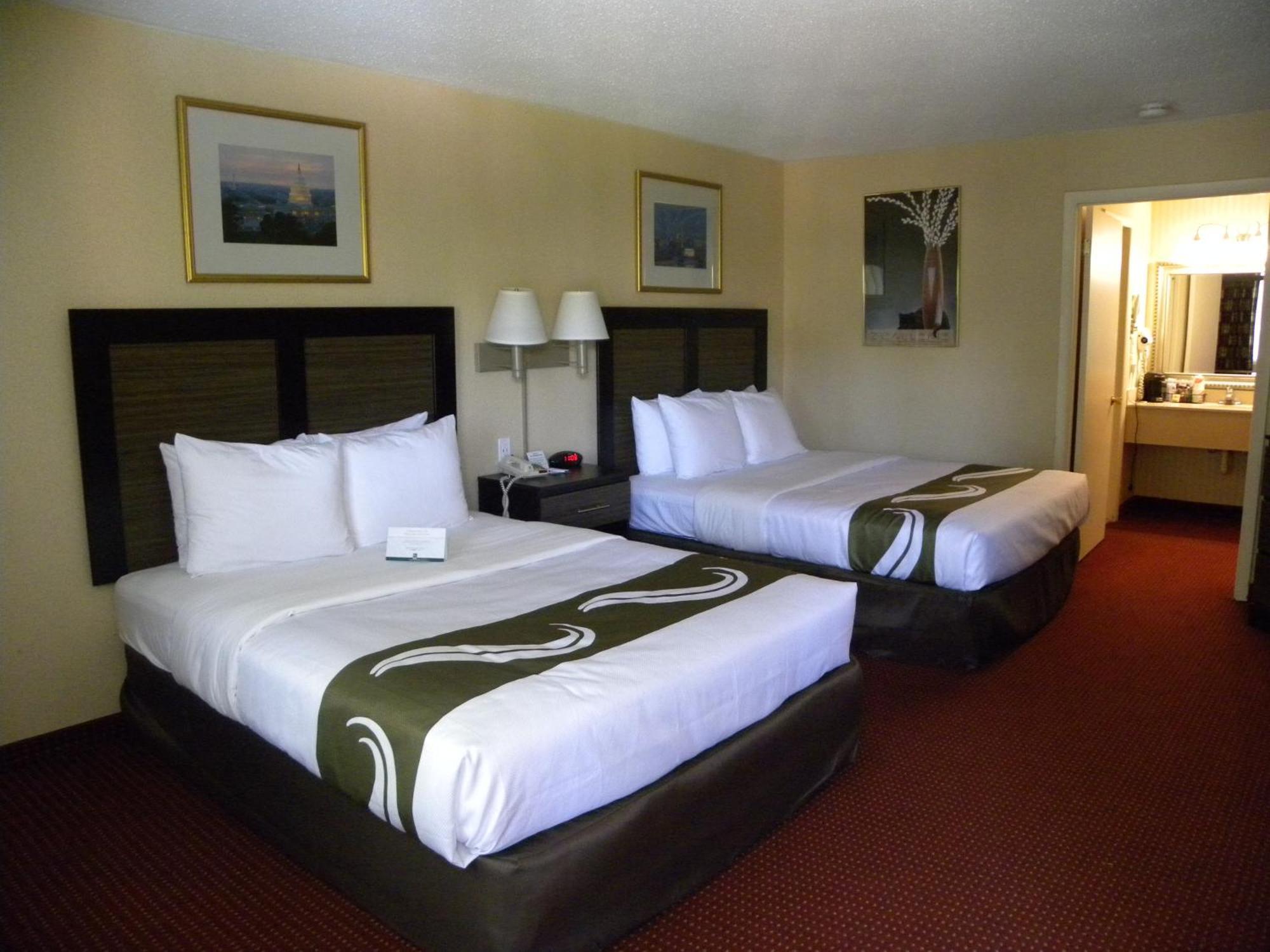 Queen Room Two Queen Beds Non Smoking,66340795:JPEG