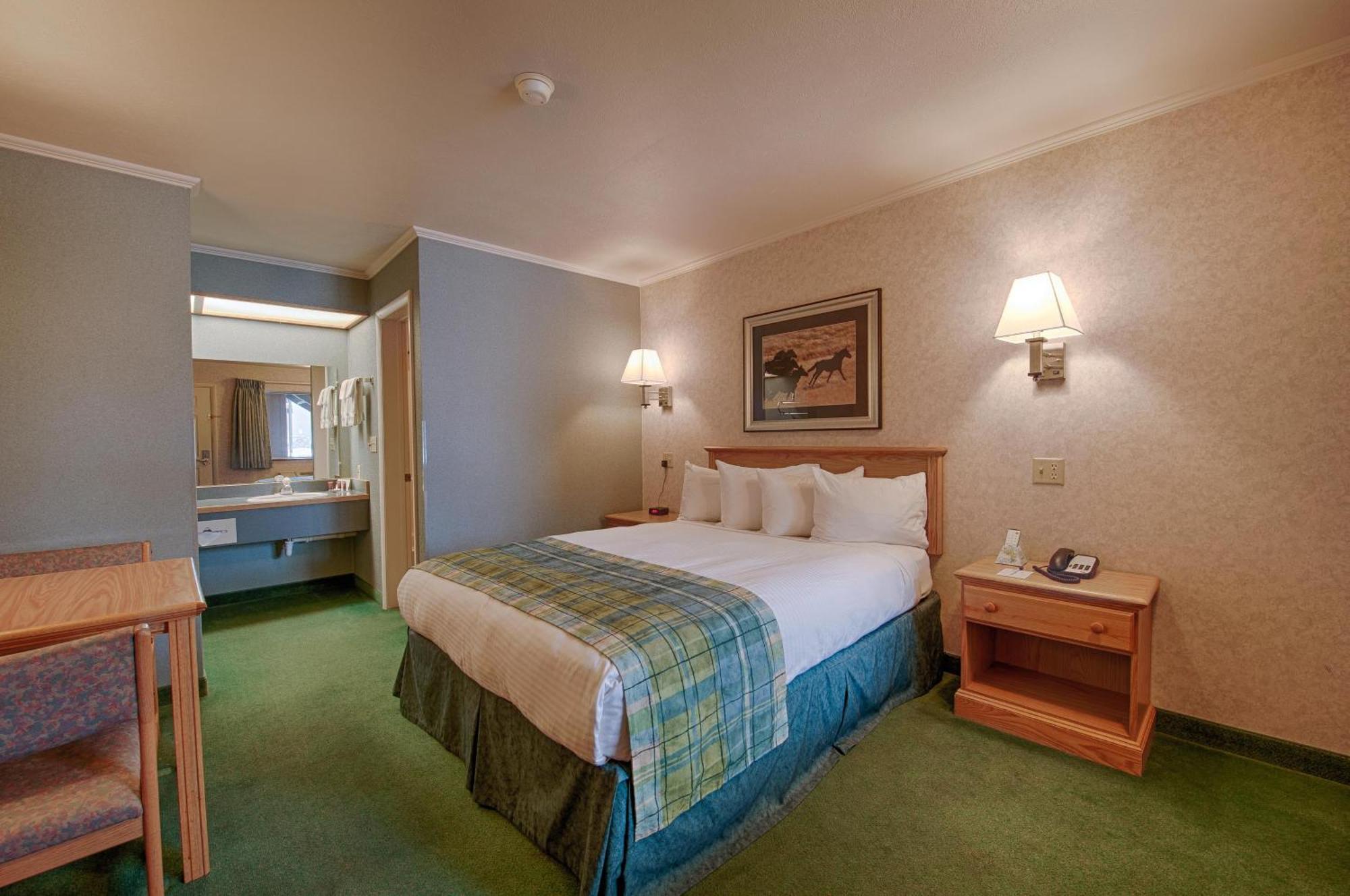 Queen Room