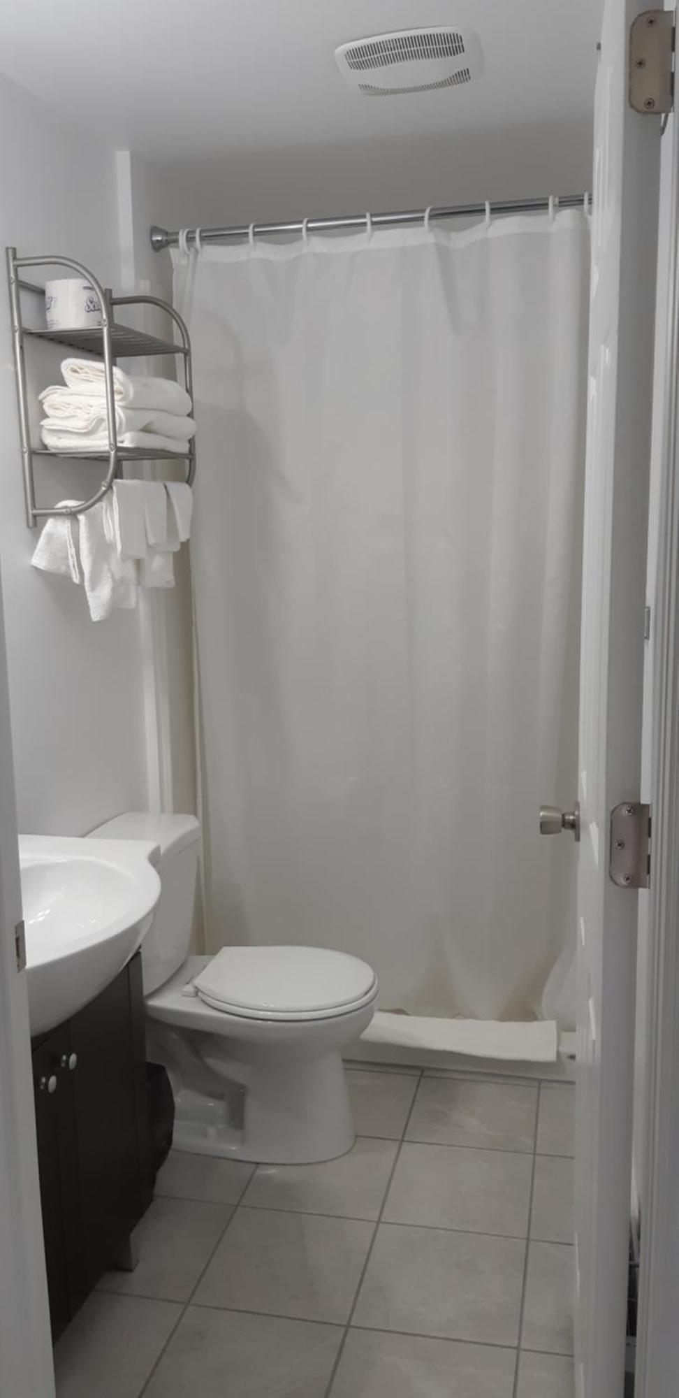 Chambre Familiale avec Douche