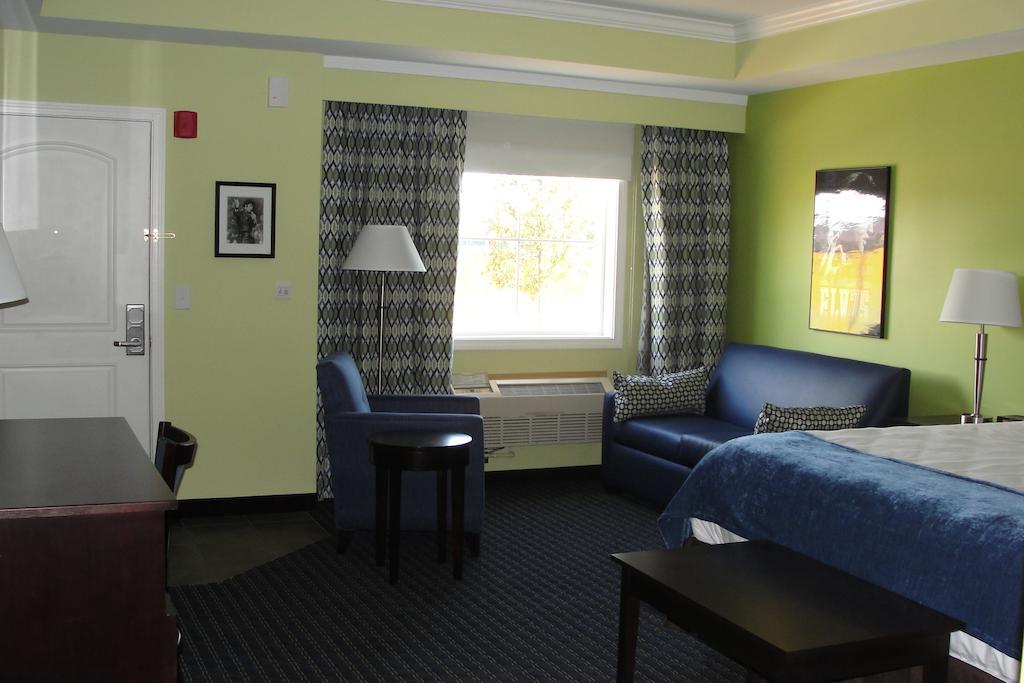 Deluxe King Suite,72061568:JPEG