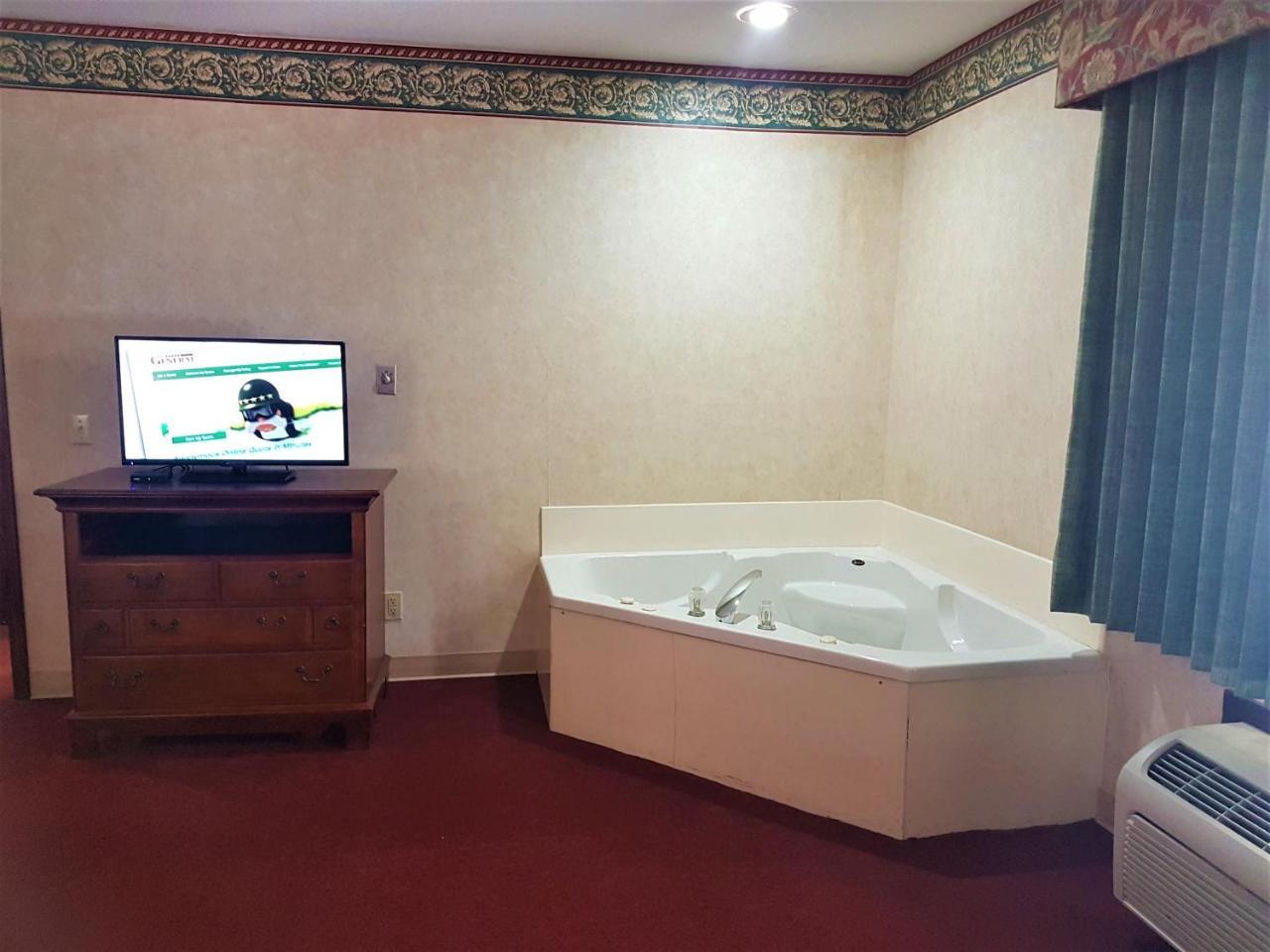 Deluxe King Room with Spa Bath,738412441:JPEG