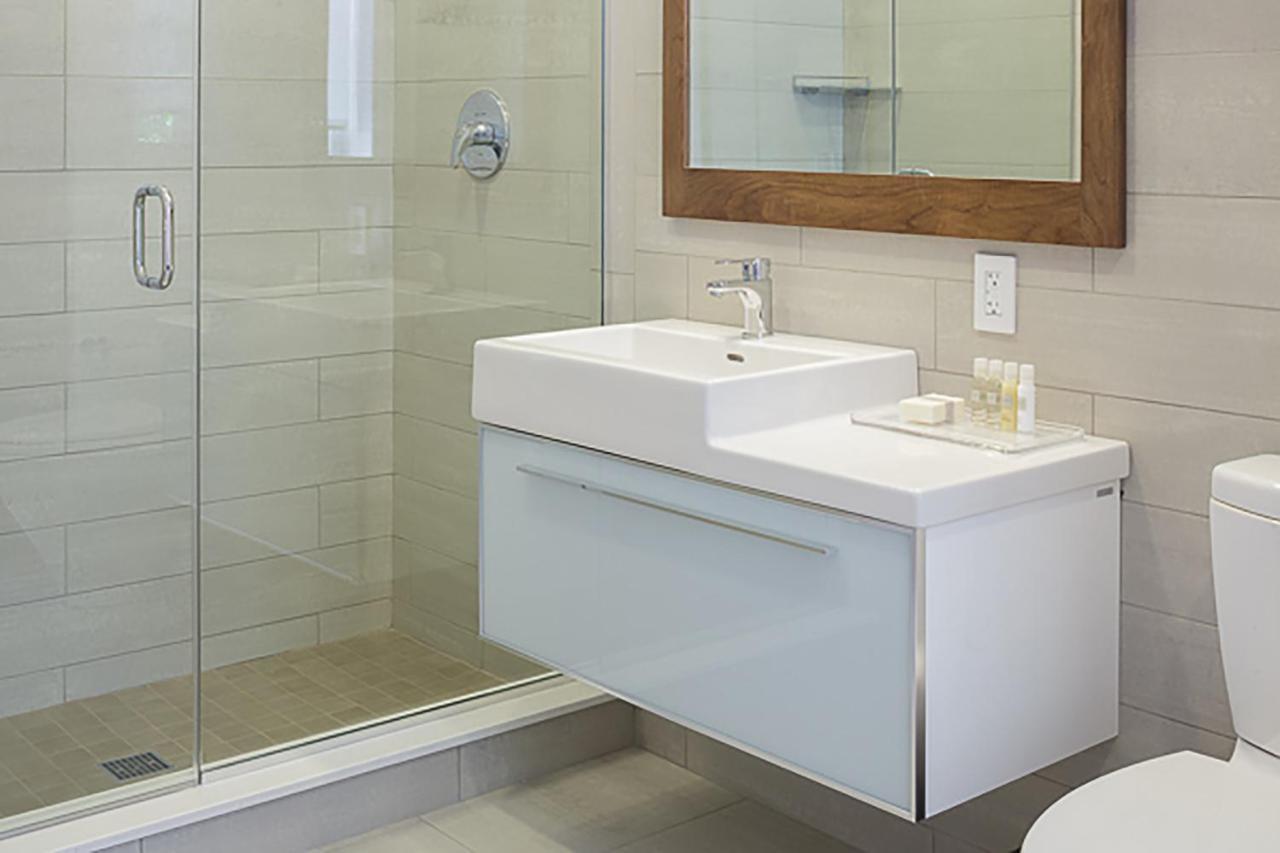 Hébergement Loft Révolution avec 2 Lits Doubles et Salle de Bains