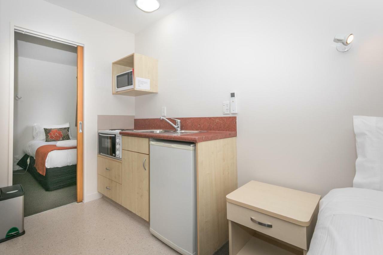 Logement Familial 1 Chambre (1 Lit Queen-Size et 2 Lits Simples)