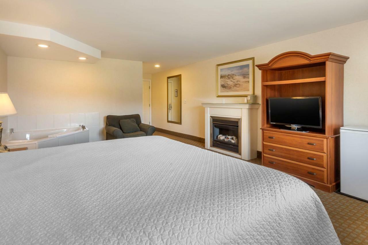 King Room with Spa Bath,818474120:JPEG