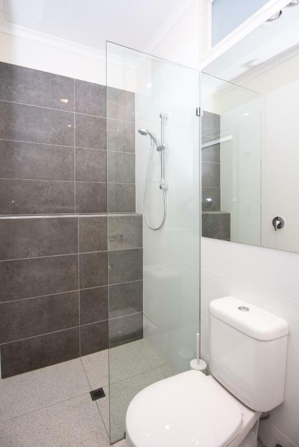 Einzelzimmer mit Gemeinschaftsbad