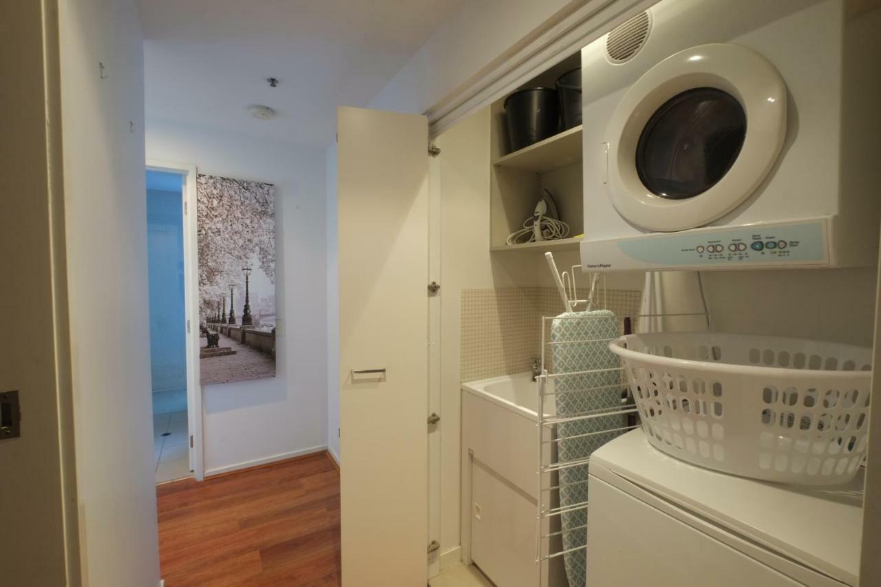Executive Three-Bedroom, Two-Bathroom Apartment,830360939:JPEG
