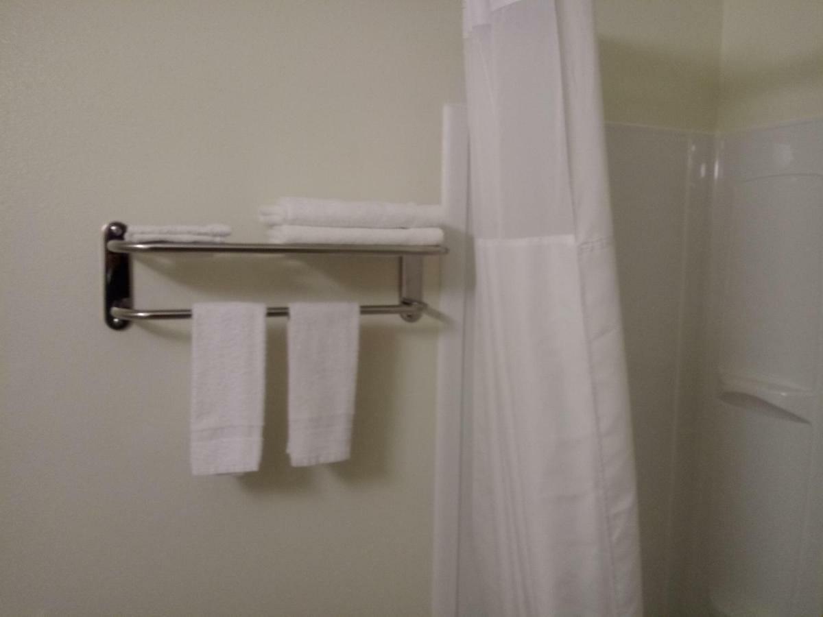 King Room - Mobility Access/Non-Smoking