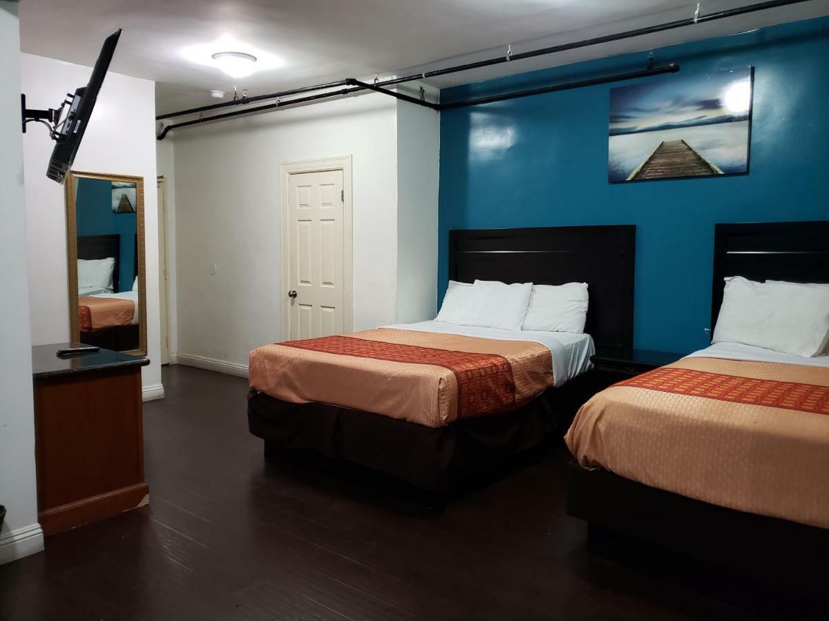 Quarto Queen Duplo Standard