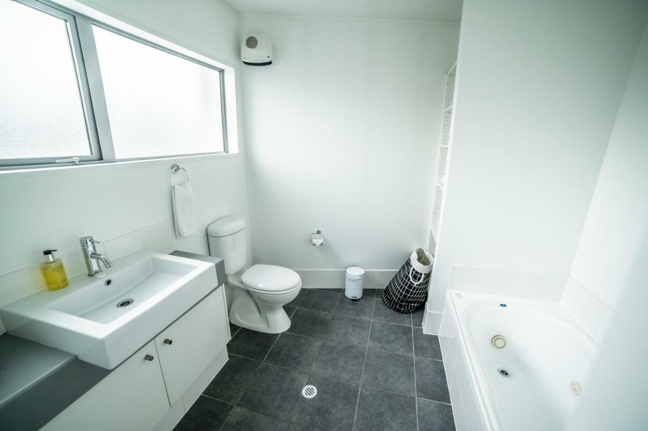 Four-Bedroom Apartment,910090075:JPEG