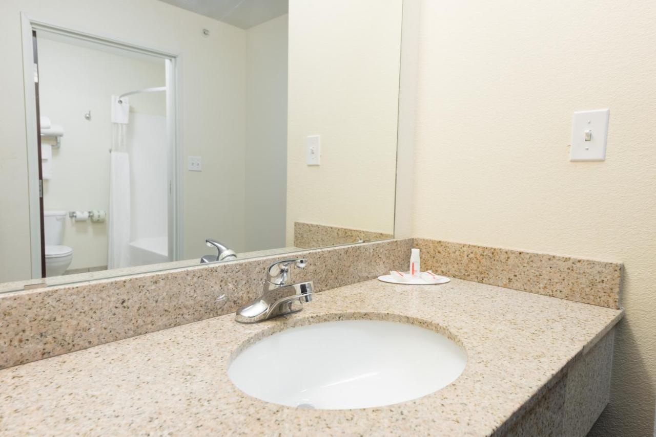 King Room - Non-Smoking,1380752840:JPEG