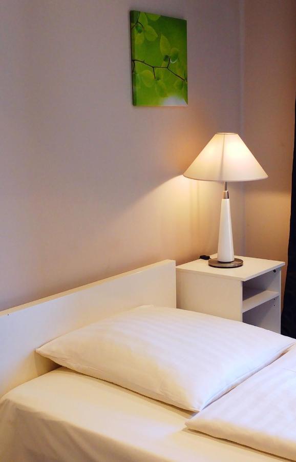 Eenpersoonskamer met Gedeelde Badkamer