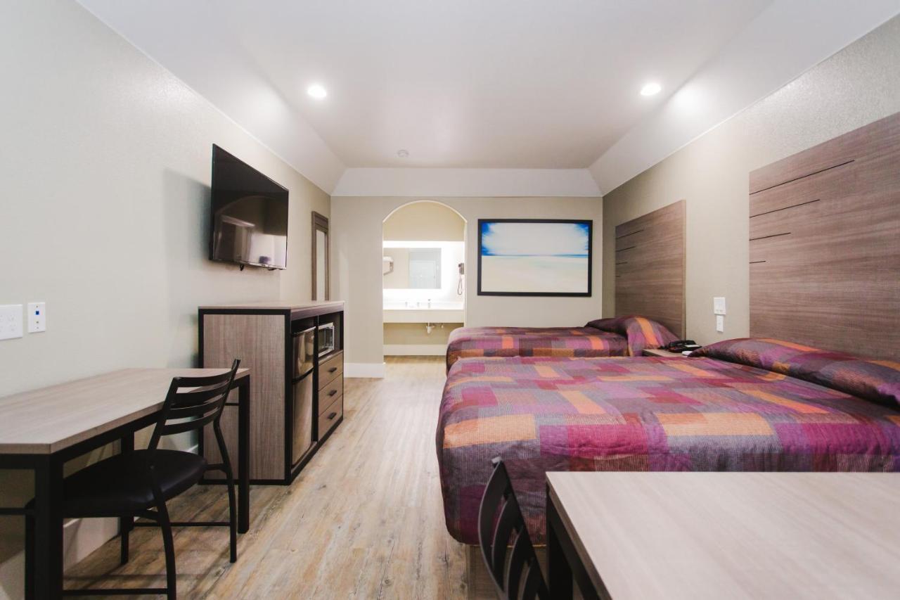 Superior Queen Room Two Queen Beds