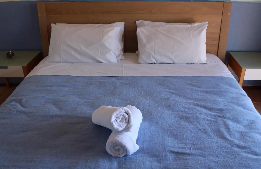 Colonial Court Beachfront Motel & Holiday Stay-1