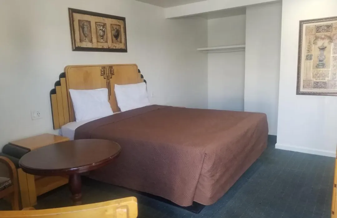 Palm Motel-1