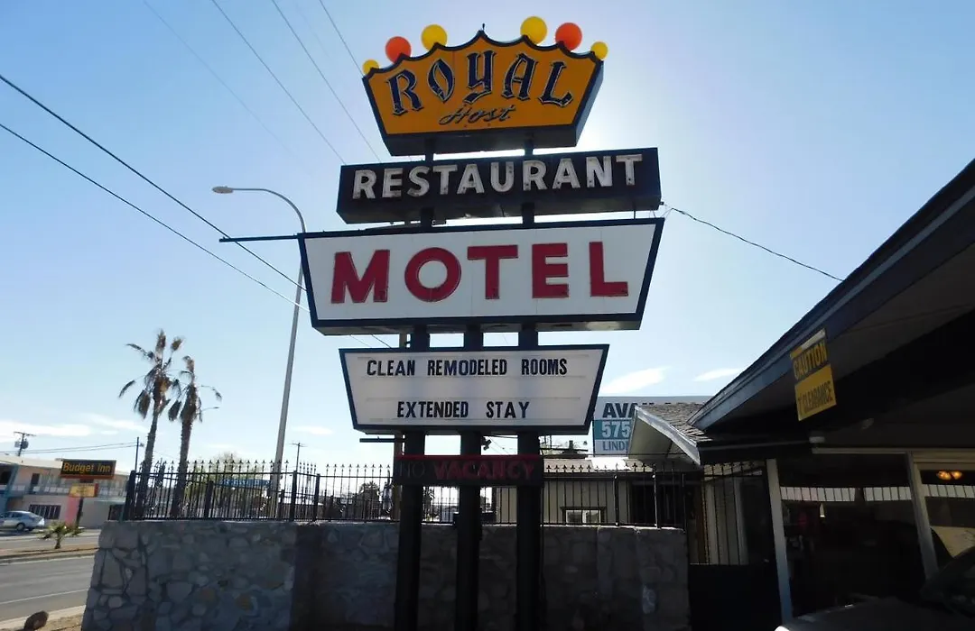 Royal Host Motel-1