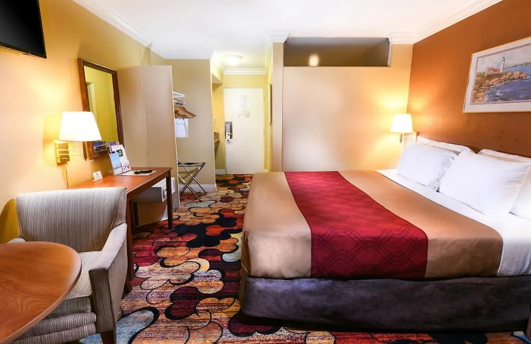 Vagabond Inn Long Beach-1