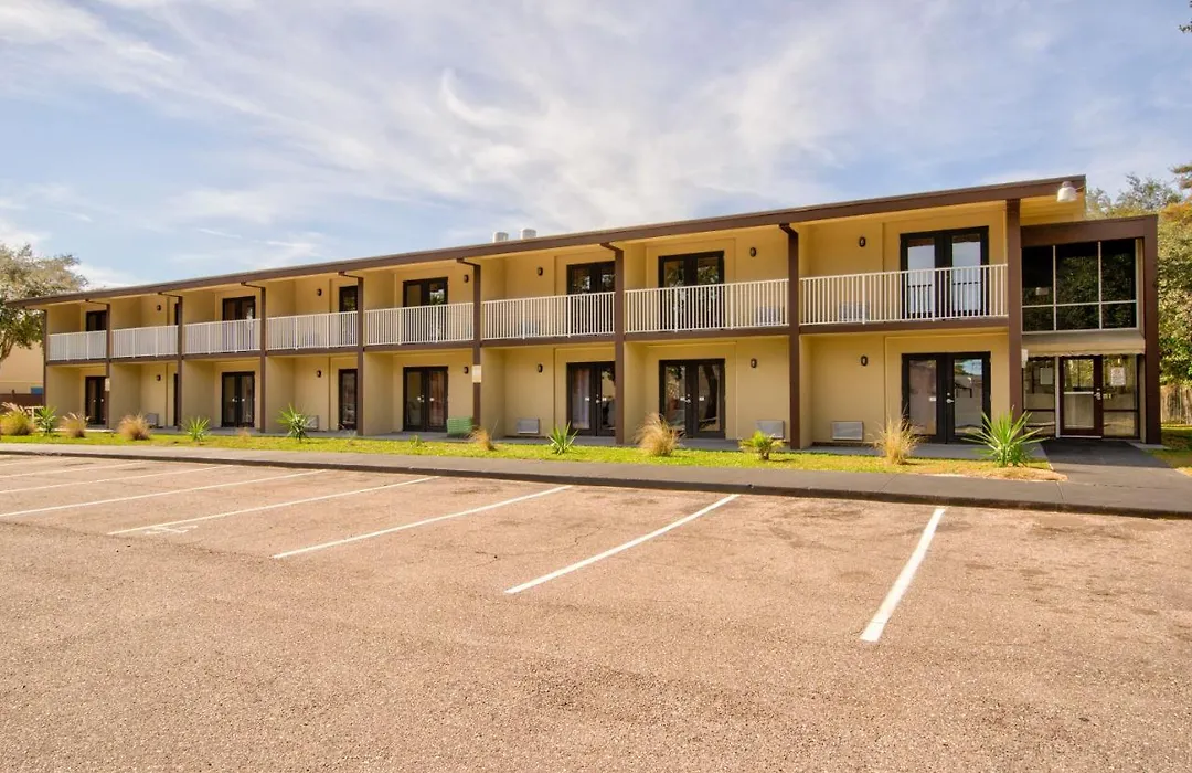 Clearwater Hotel-1