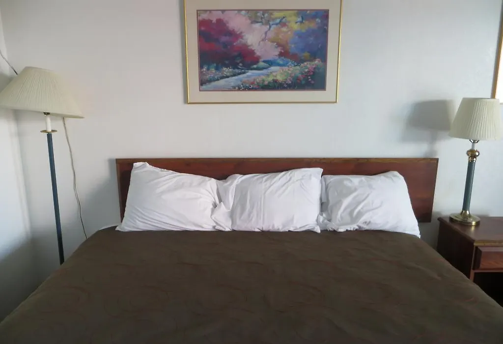 Budget Inn Express Bismarck-1